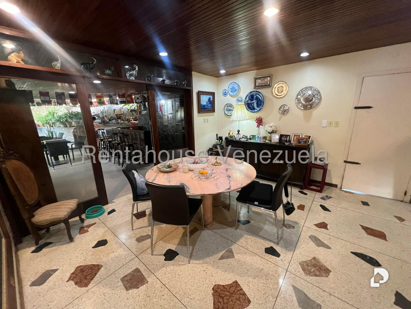 House in Los Geranios, Caracas – 27
