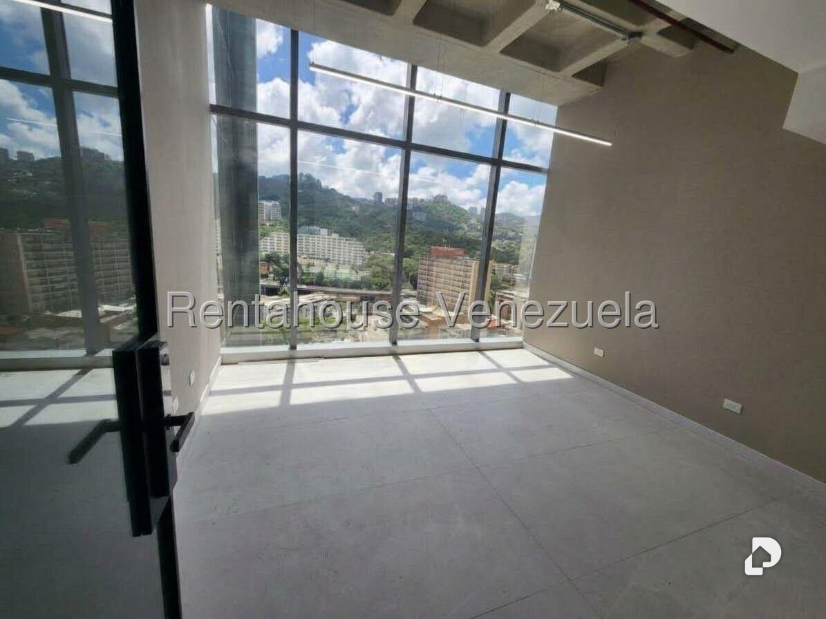 Oficina en Las Mercedes, Caracas – 4