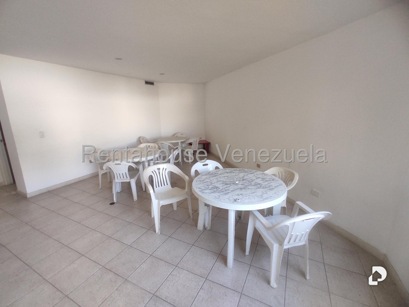Apartamento en Los Chorros, Caracas – 12