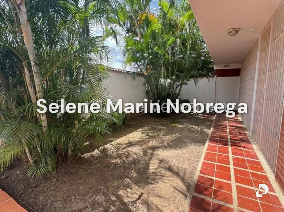 House in Alto Prado, Caracas – 4