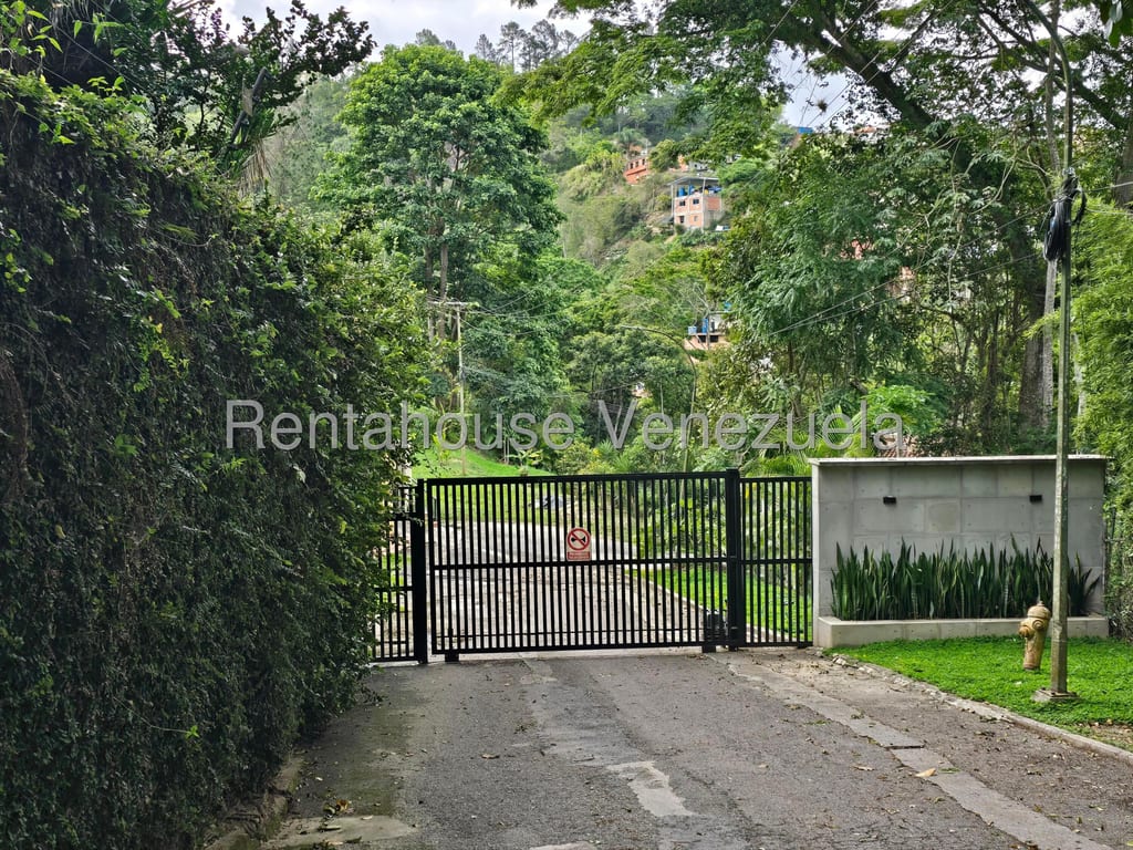 Townhouse en La Unión, Caracas - 1