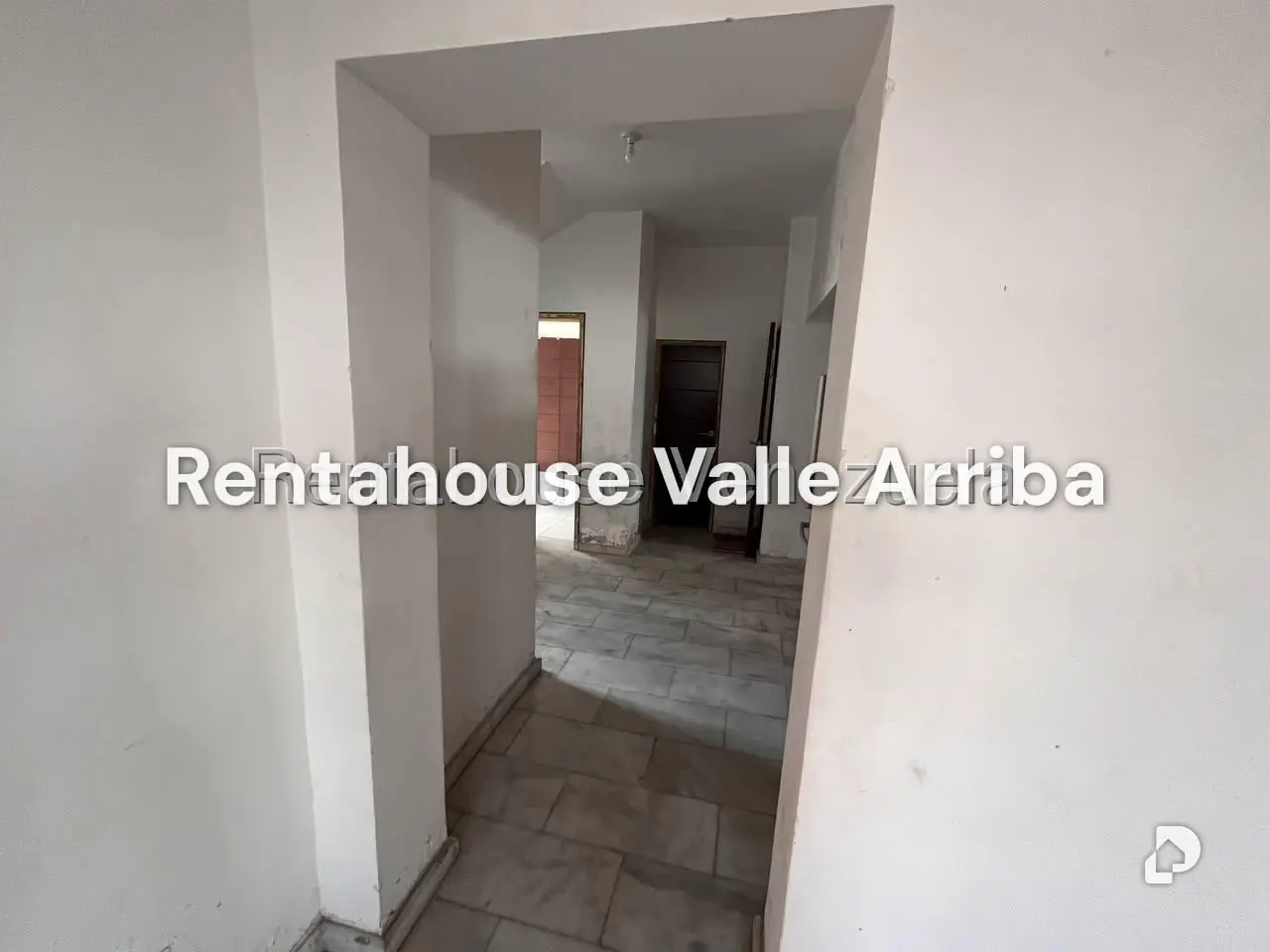 Casa en Altamira, Caracas – 10