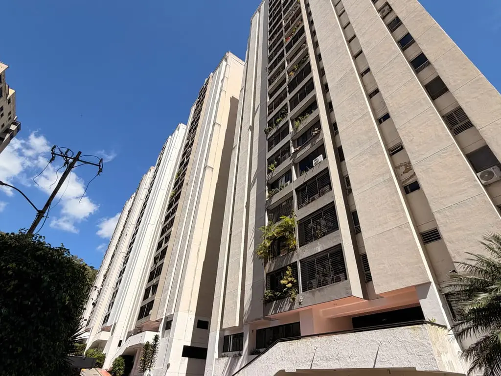 Apartment in El Cigarral, Caracas - 1