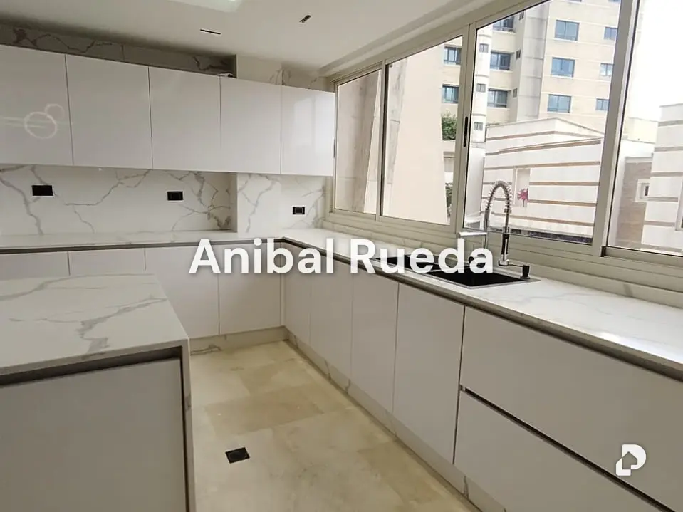 Townhouse en Parroquia Urbana San José, Valencia – 10