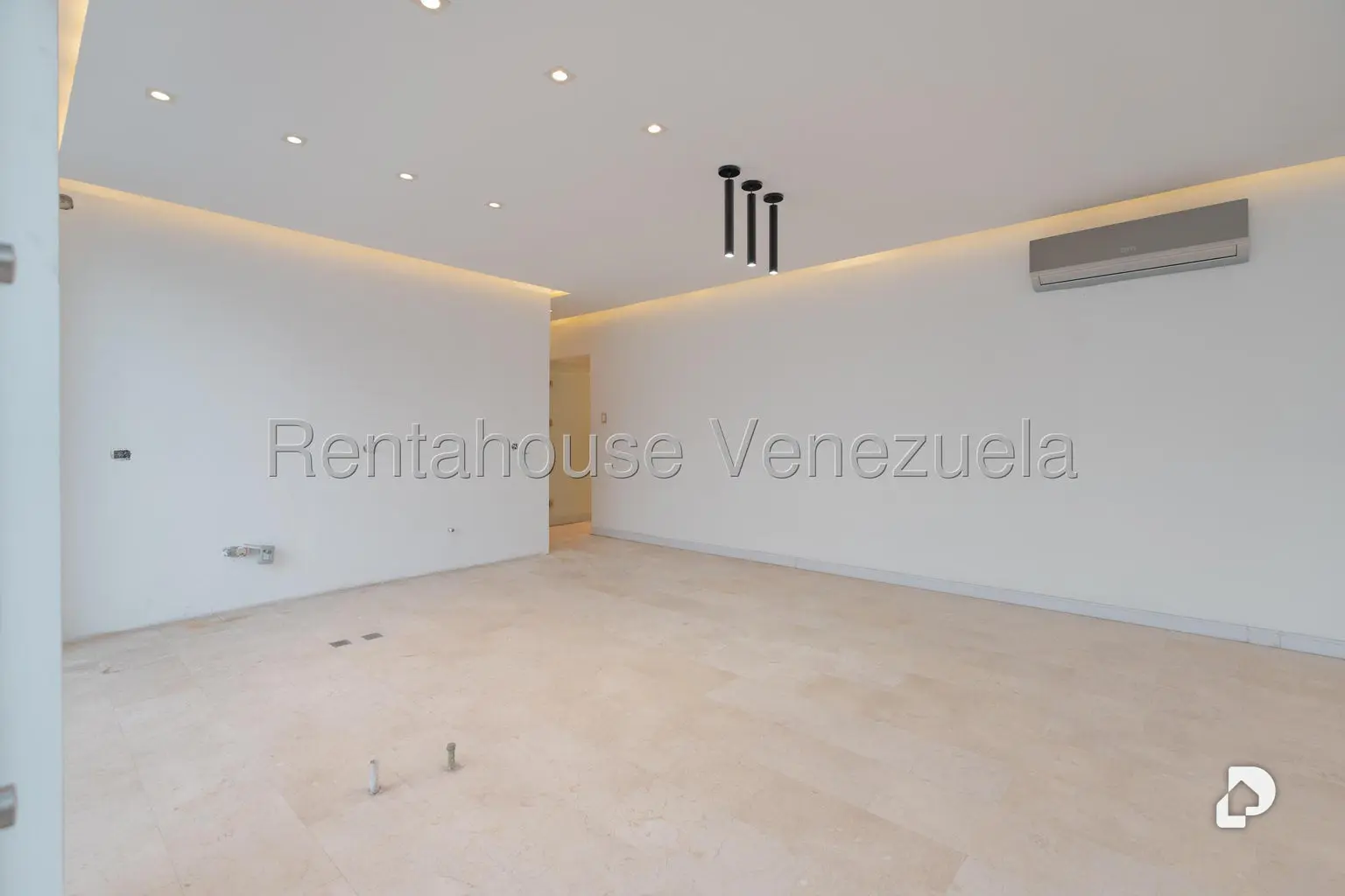 Casa en Prados del Este, Caracas – 22