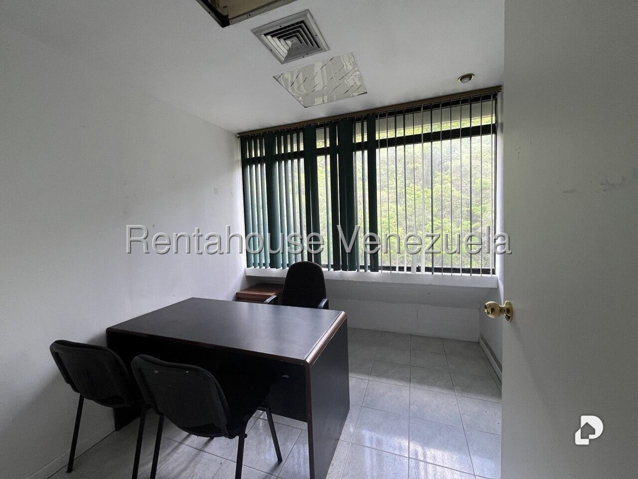 Oficina en Los Samanes, Caracas – 9
