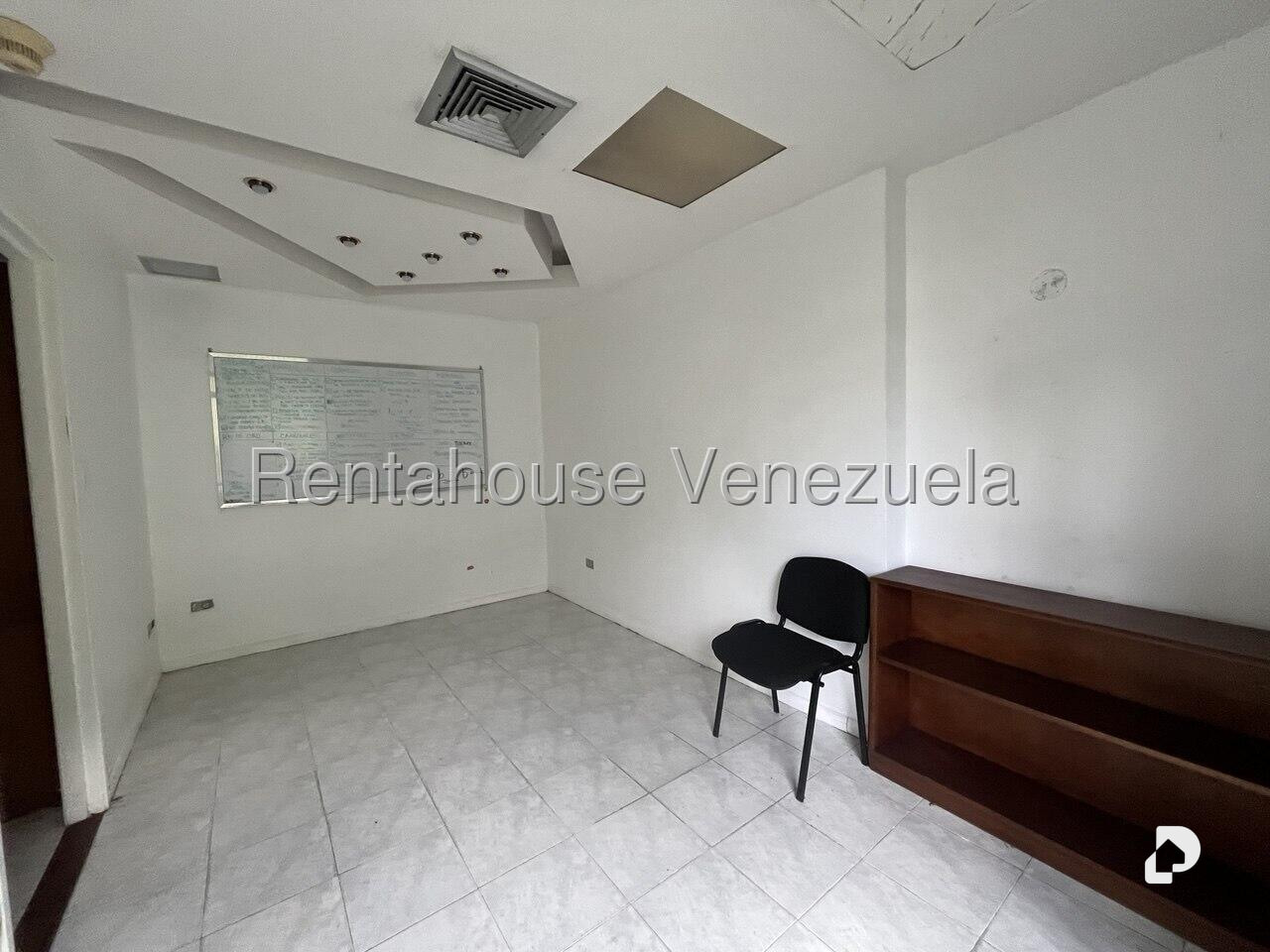 Oficina en Los Samanes, Caracas – 8
