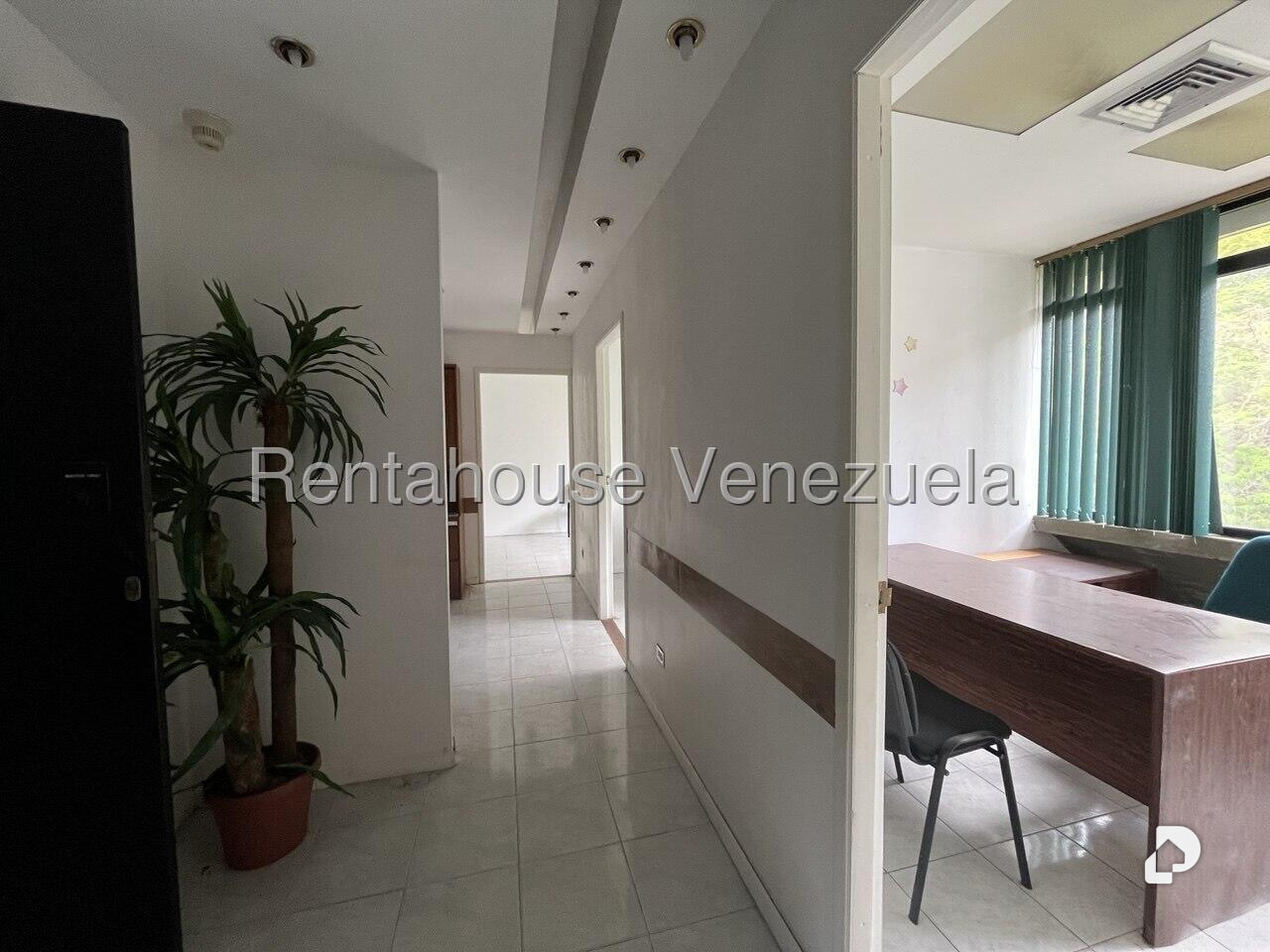 Oficina en Los Samanes, Caracas – 12
