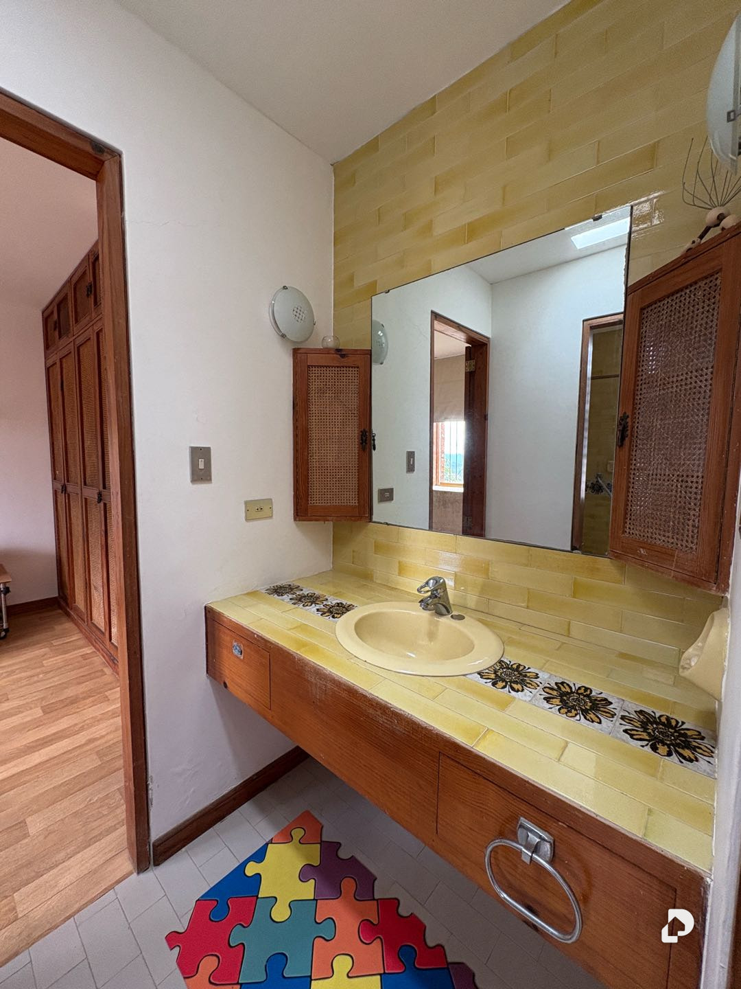 House in La Lagunita, Caracas – 19