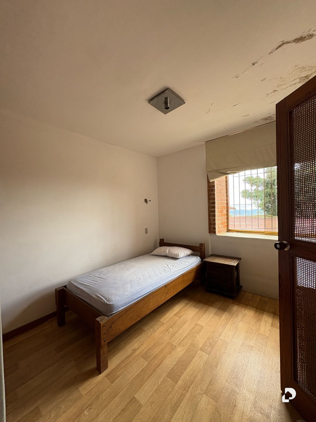 House in La Lagunita, Caracas – 18