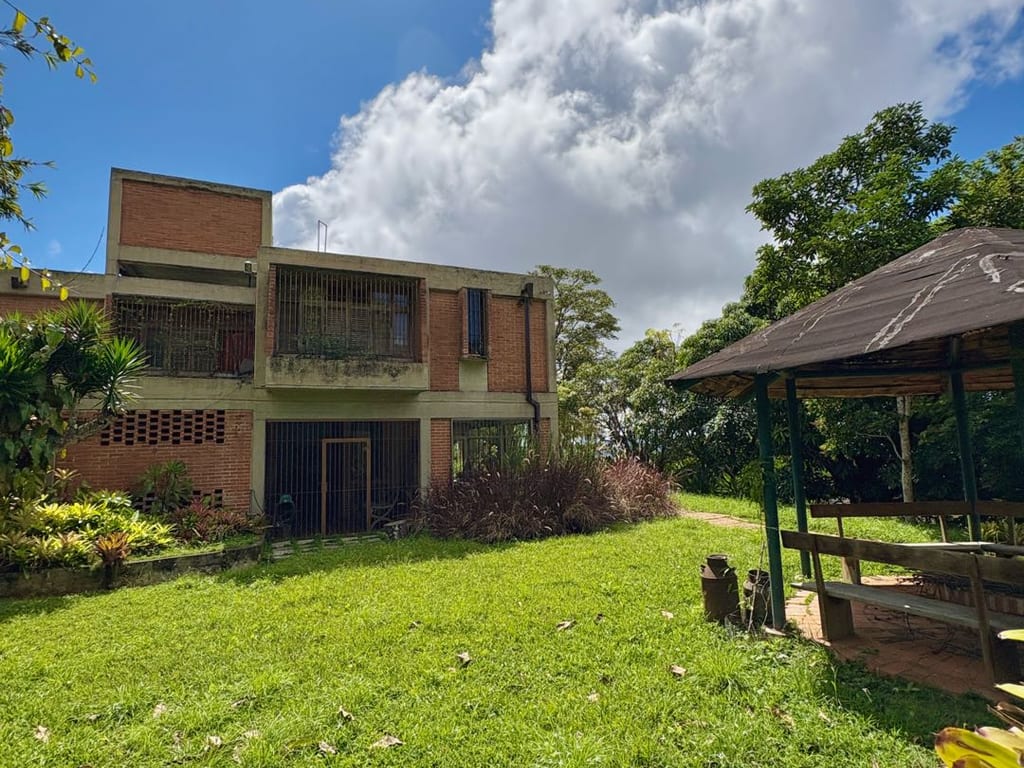 Casa en La Lagunita, Caracas - 1