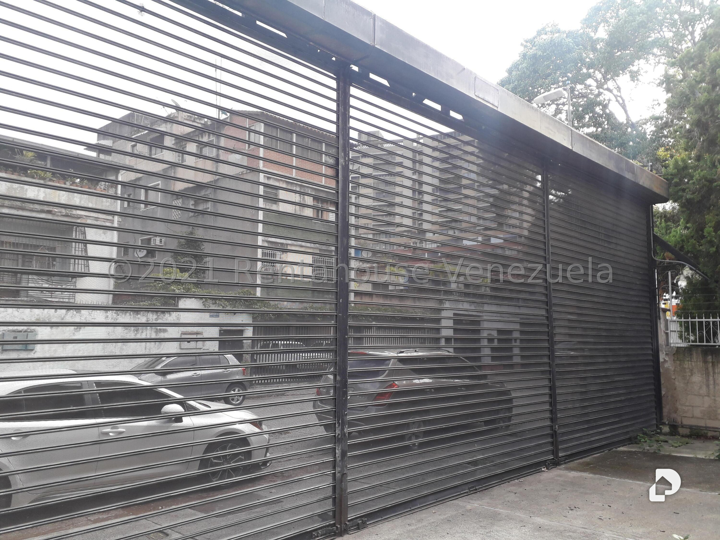 Local comercial en Los Chaguaramos, Caracas