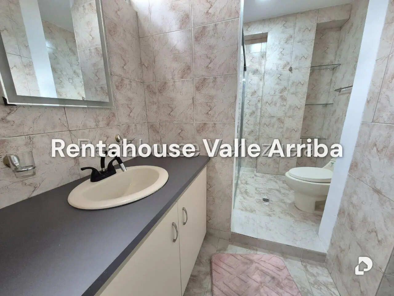 Apartamento en Los Palos Grandes, Caracas – 24
