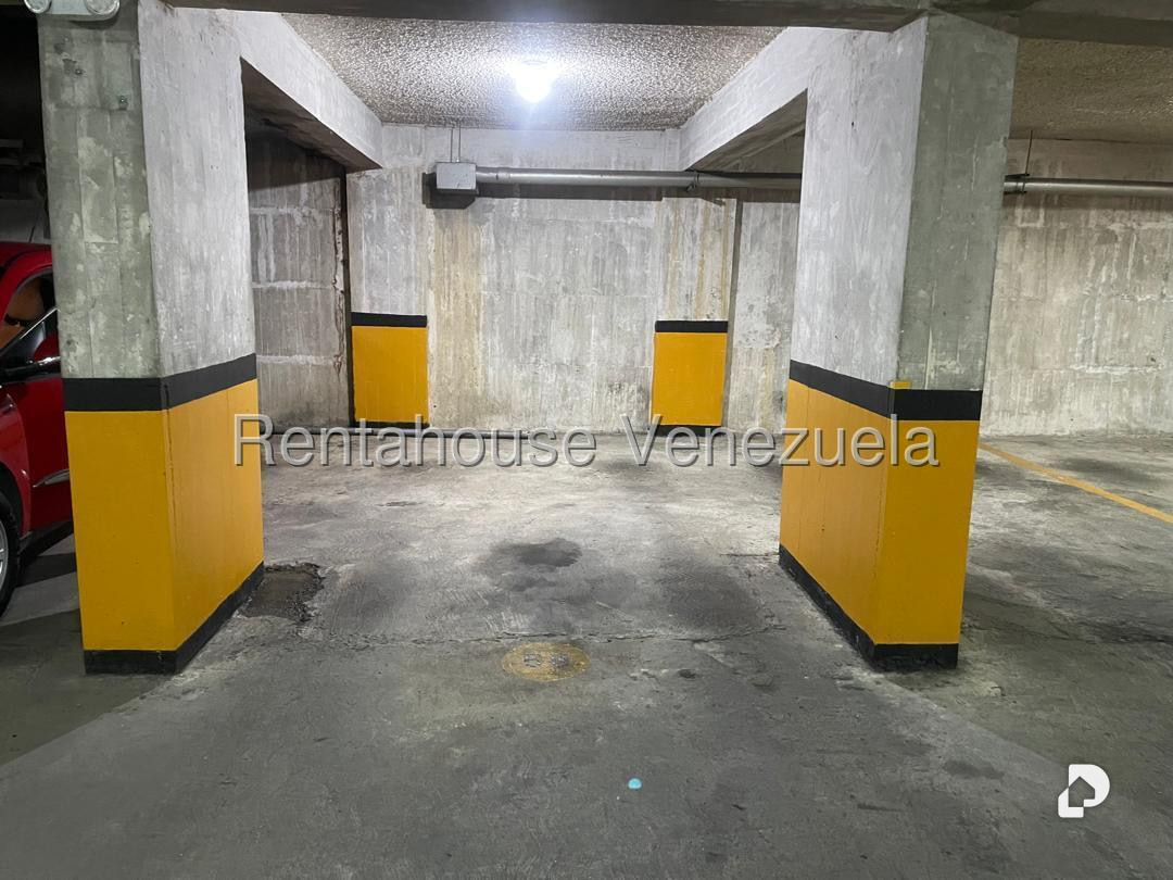 Apartamento en El Rosal, Caracas – 14