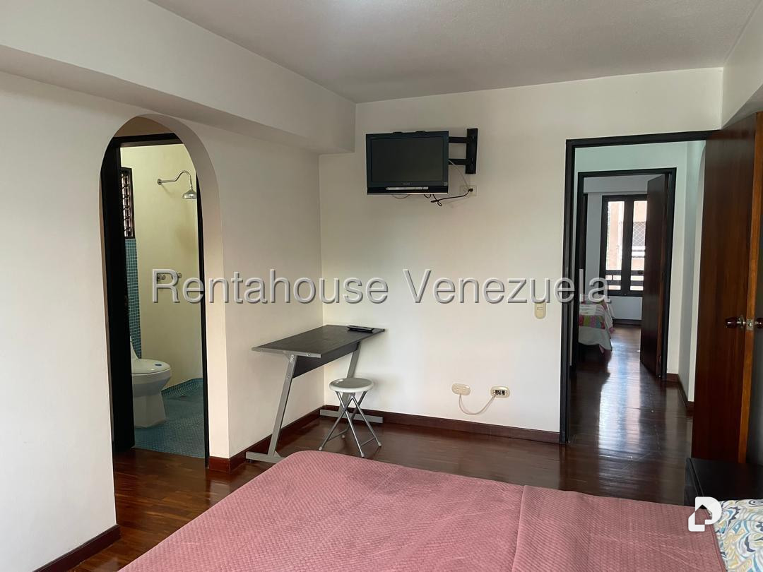 Apartamento en El Rosal, Caracas – 8