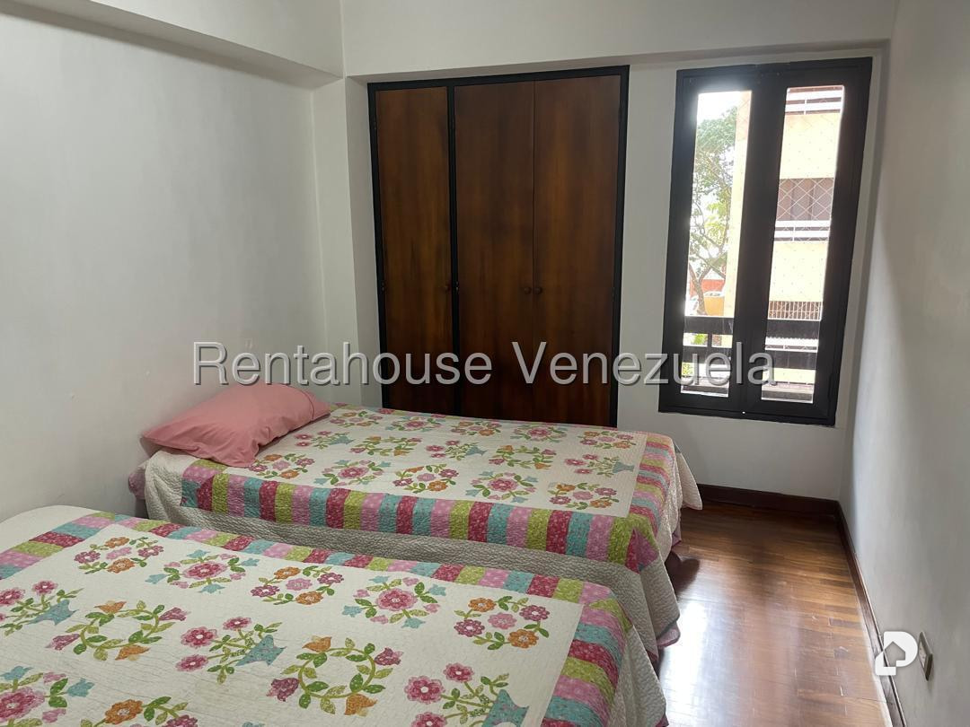 Apartamento en El Rosal, Caracas – 10