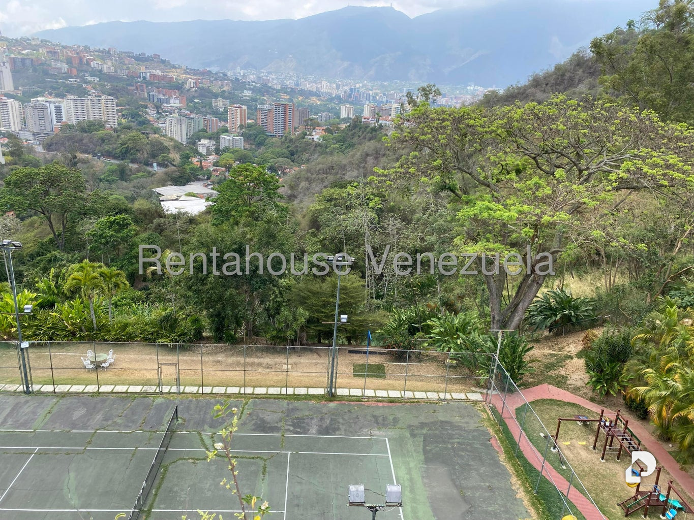 Apartamento en Los Samanes, Caracas – 23