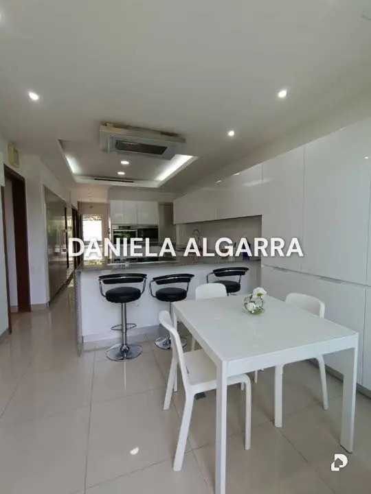 Townhouse en B. 13 de Septiembre, Valencia – 24