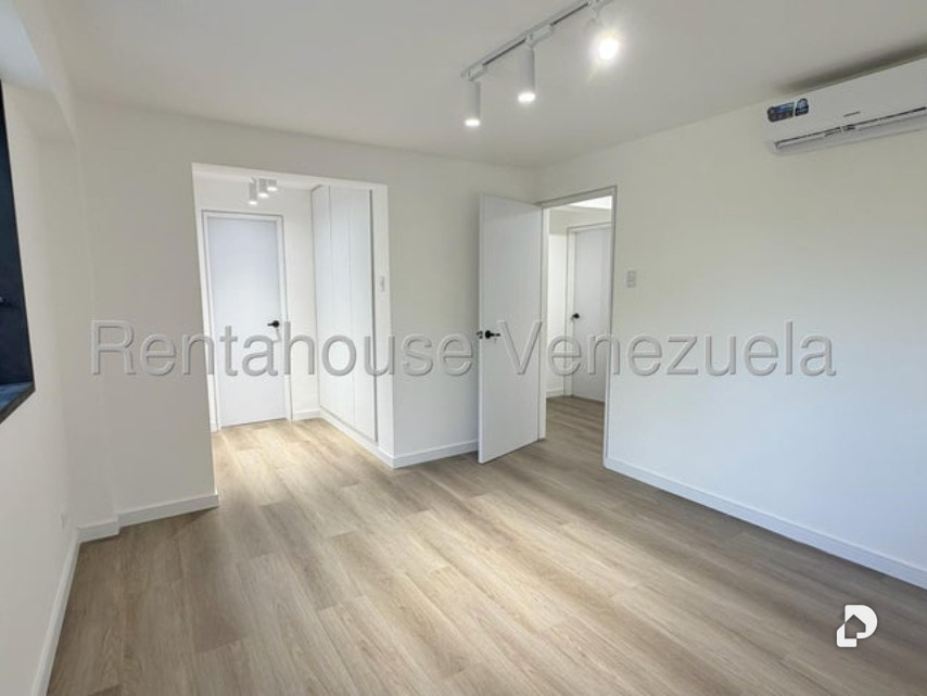 Apartamento en Cerro Verde, Caracas – 8