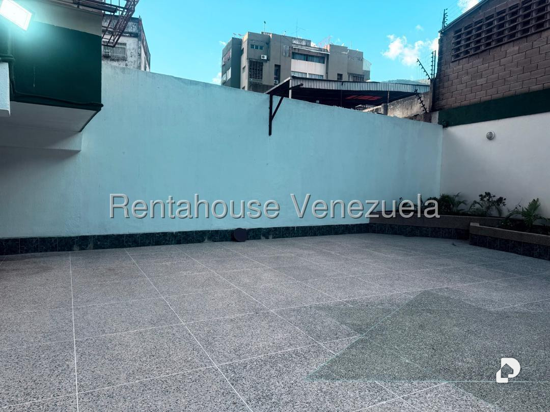 Apartamento en San Bernardino, Caracas – 21
