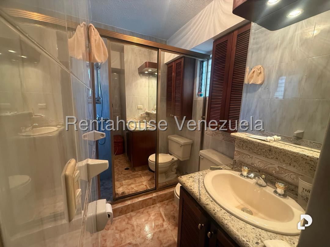 Apartamento en San Bernardino, Caracas – 16
