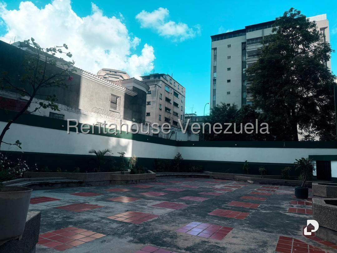 Apartamento en San Bernardino, Caracas – 20