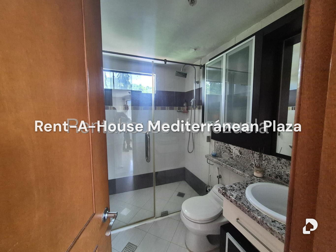 Casa en Colinas de Guataparo, Valencia – 37