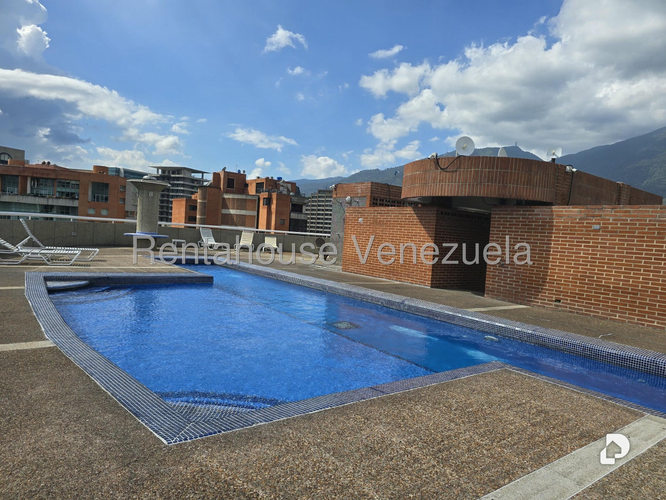 Apartamento en El Rosal, Caracas – 4