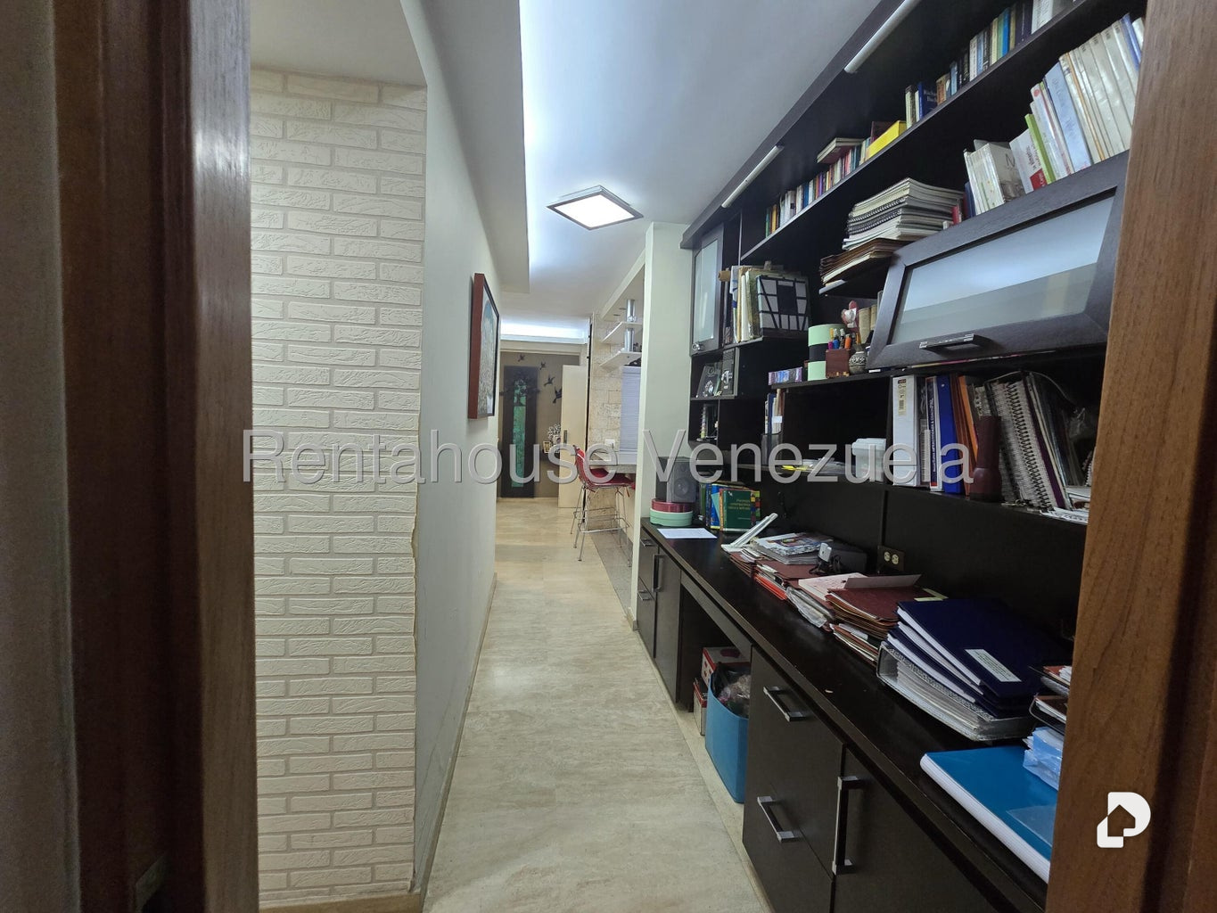Apartamento en El Rosal, Caracas – 24