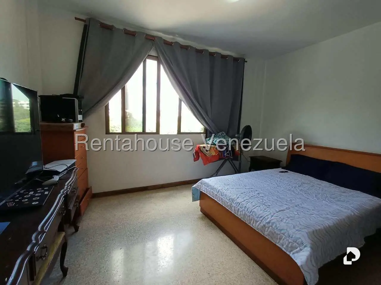Apartamento en Santa Mónica, Caracas – 19