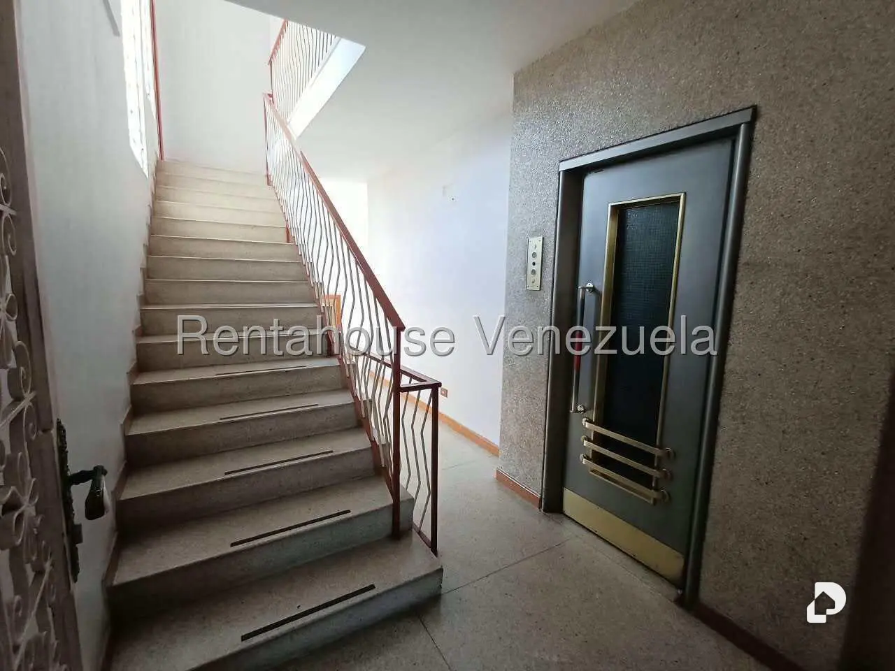 Apartamento en Santa Mónica, Caracas – 22