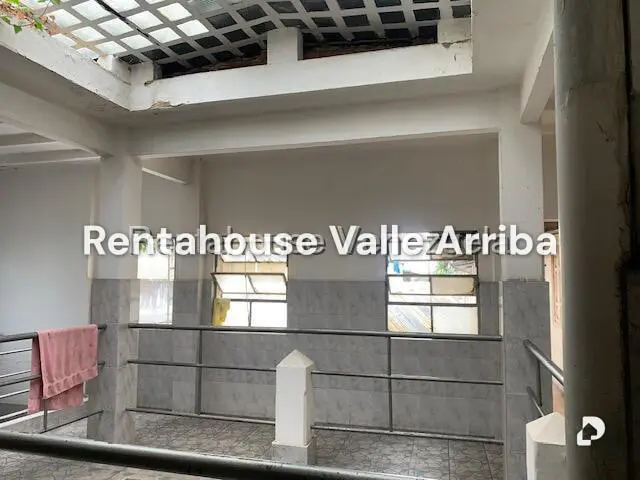 Casa en Parroquia Altagracia, Caracas – 12