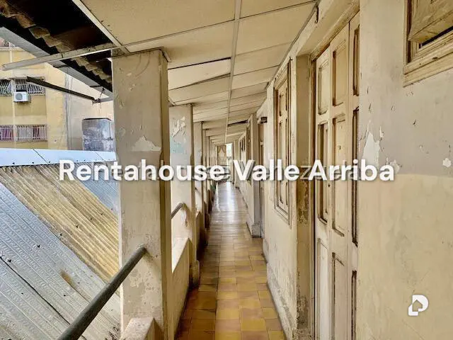 Casa en Parroquia Altagracia, Caracas – 10