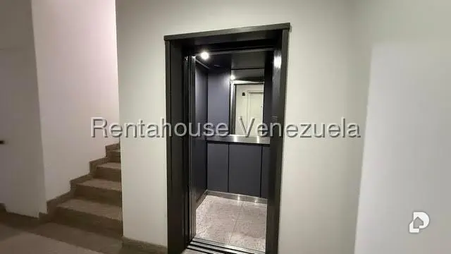 Apartamento en Valle Arriba, Caracas – 12