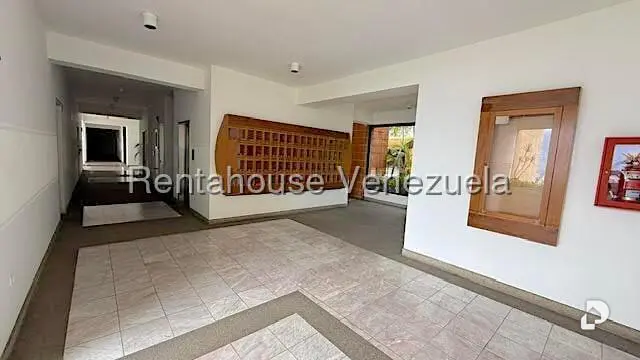 Apartamento en Valle Arriba, Caracas – 2