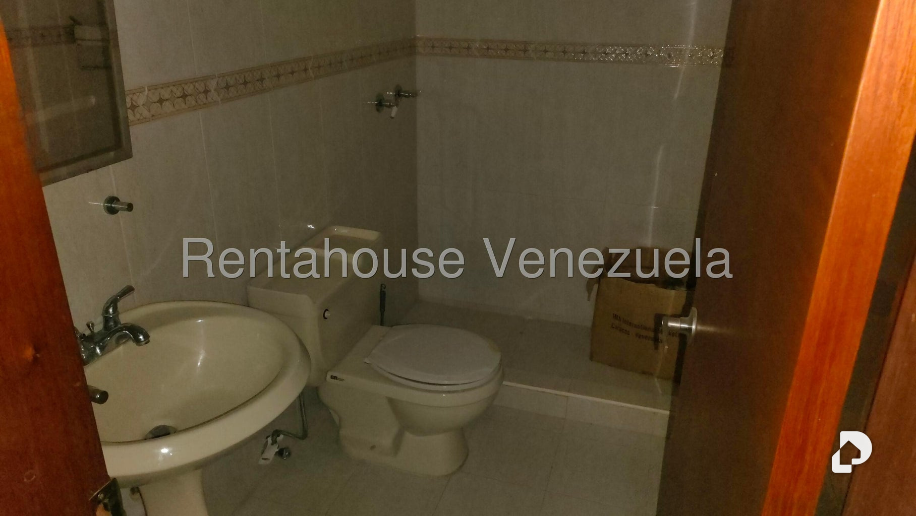 Casa en La Boyera, Caracas – 29