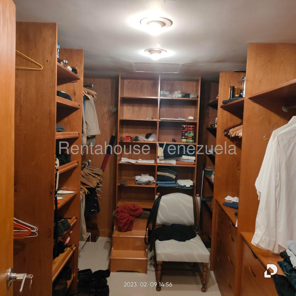 Casa en La Boyera, Caracas – 11