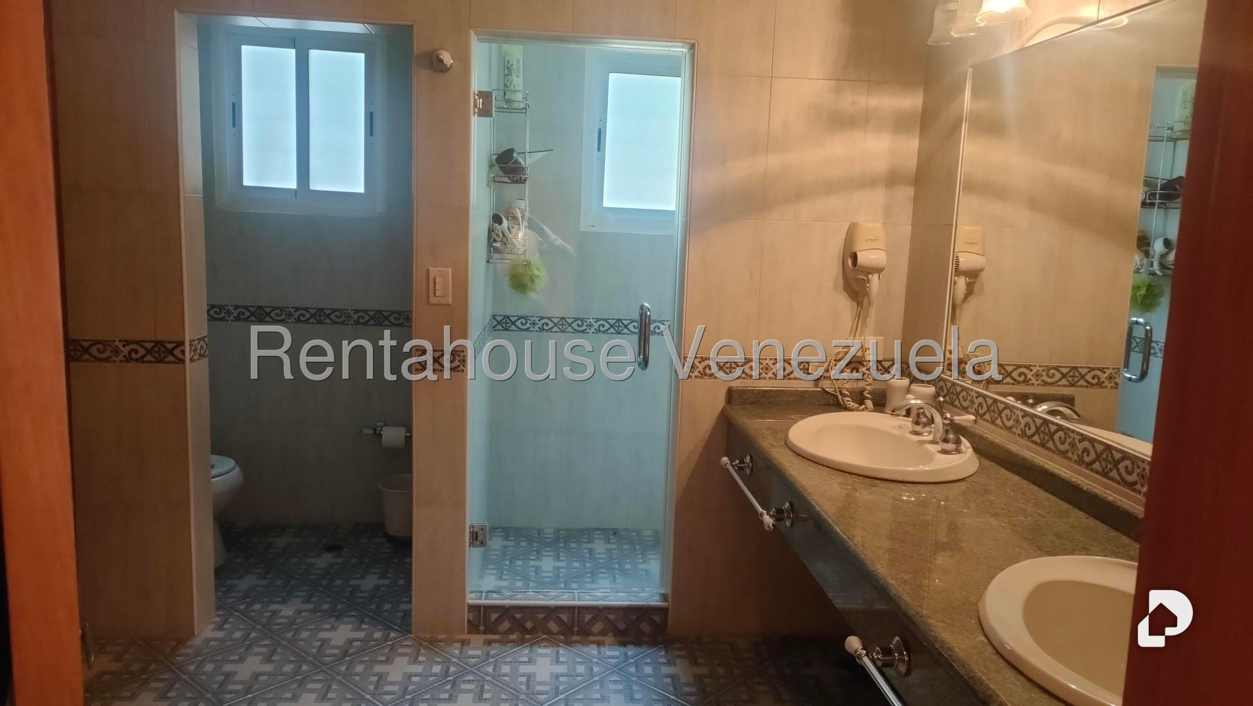 Casa en La Boyera, Caracas – 14