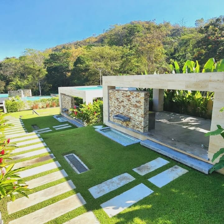 Townhouse en Altos de Guataparo, Valencia - 1