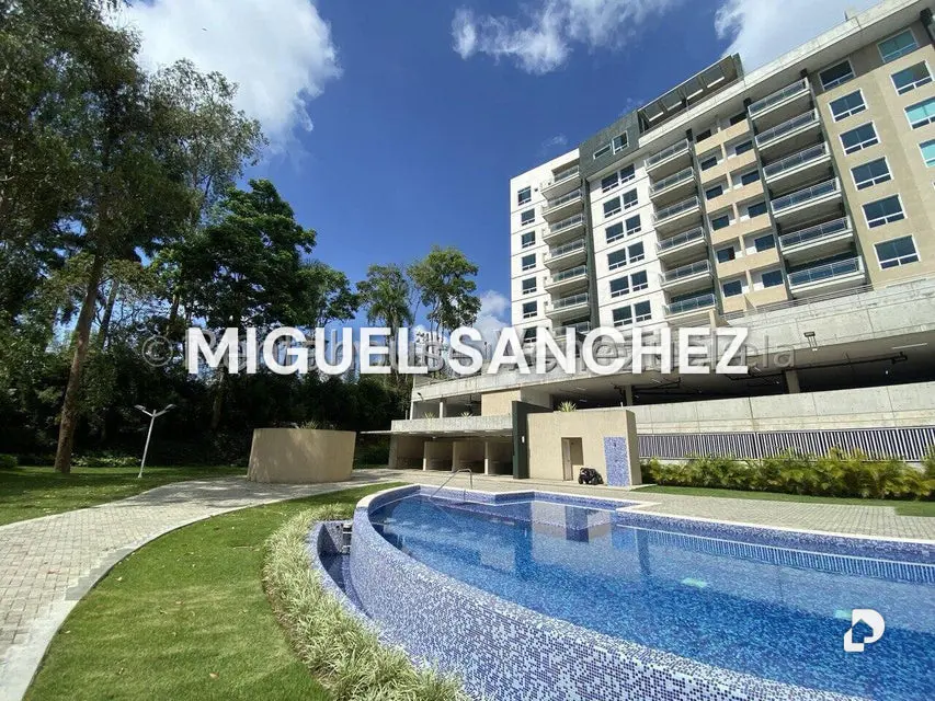 Apartamento en La Lagunita, Caracas – 2