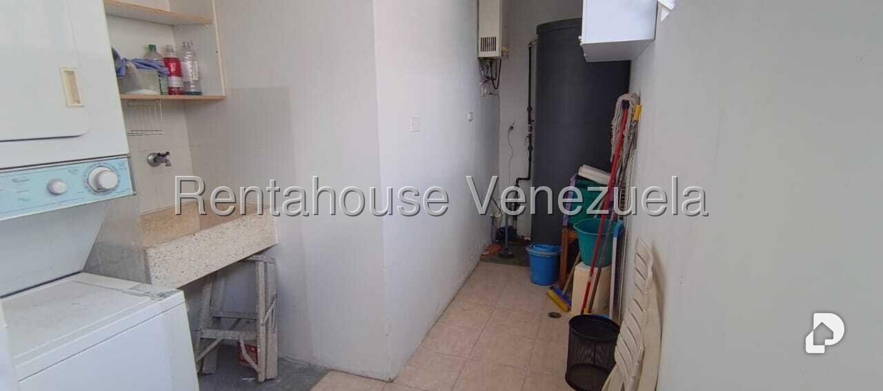 Apartamento en Cumbres de Curumo, Caracas – 23