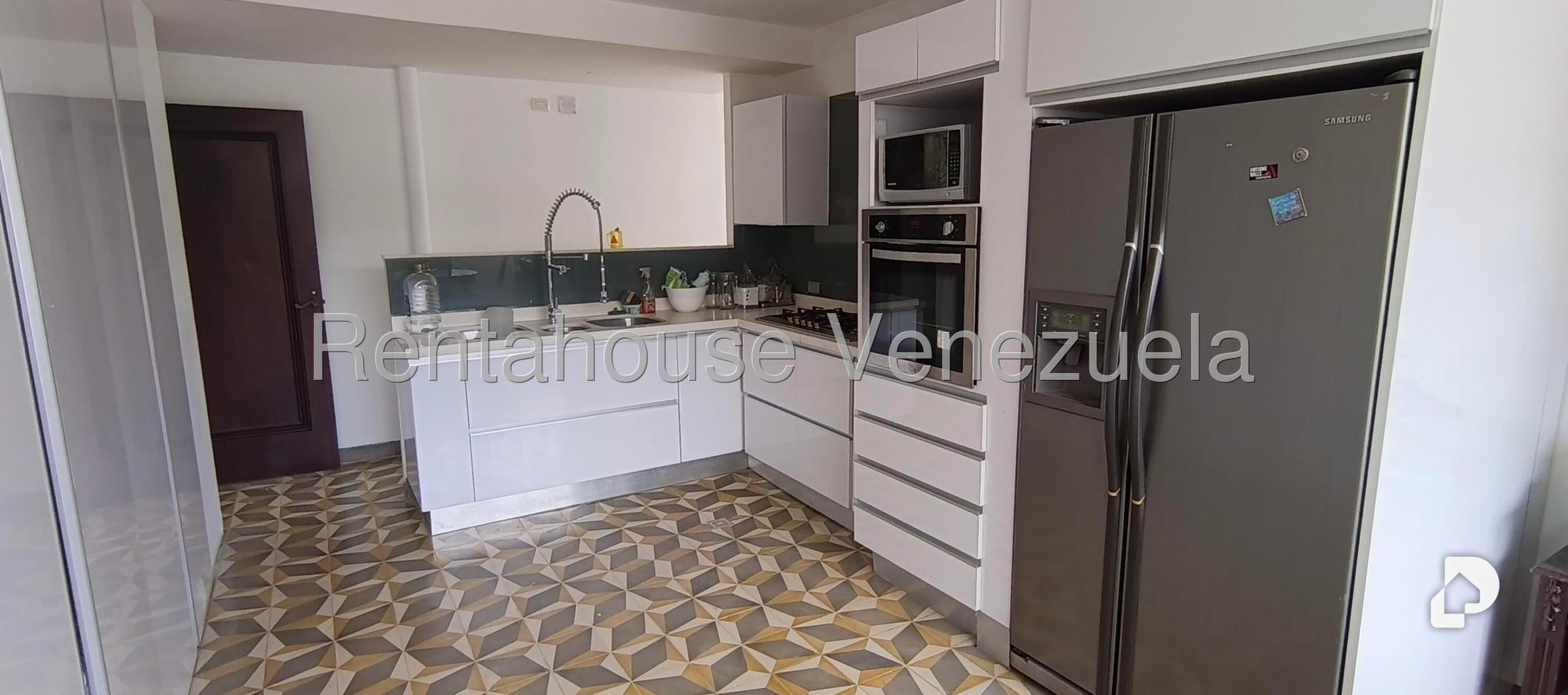 Apartamento en Cumbres de Curumo, Caracas – 13