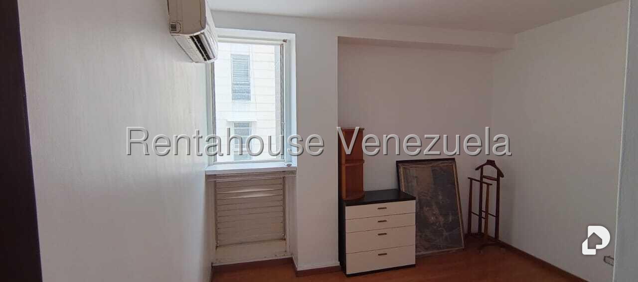 Apartamento en Cumbres de Curumo, Caracas – 21