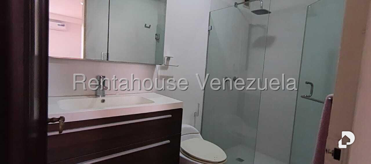 Apartamento en Cumbres de Curumo, Caracas – 18