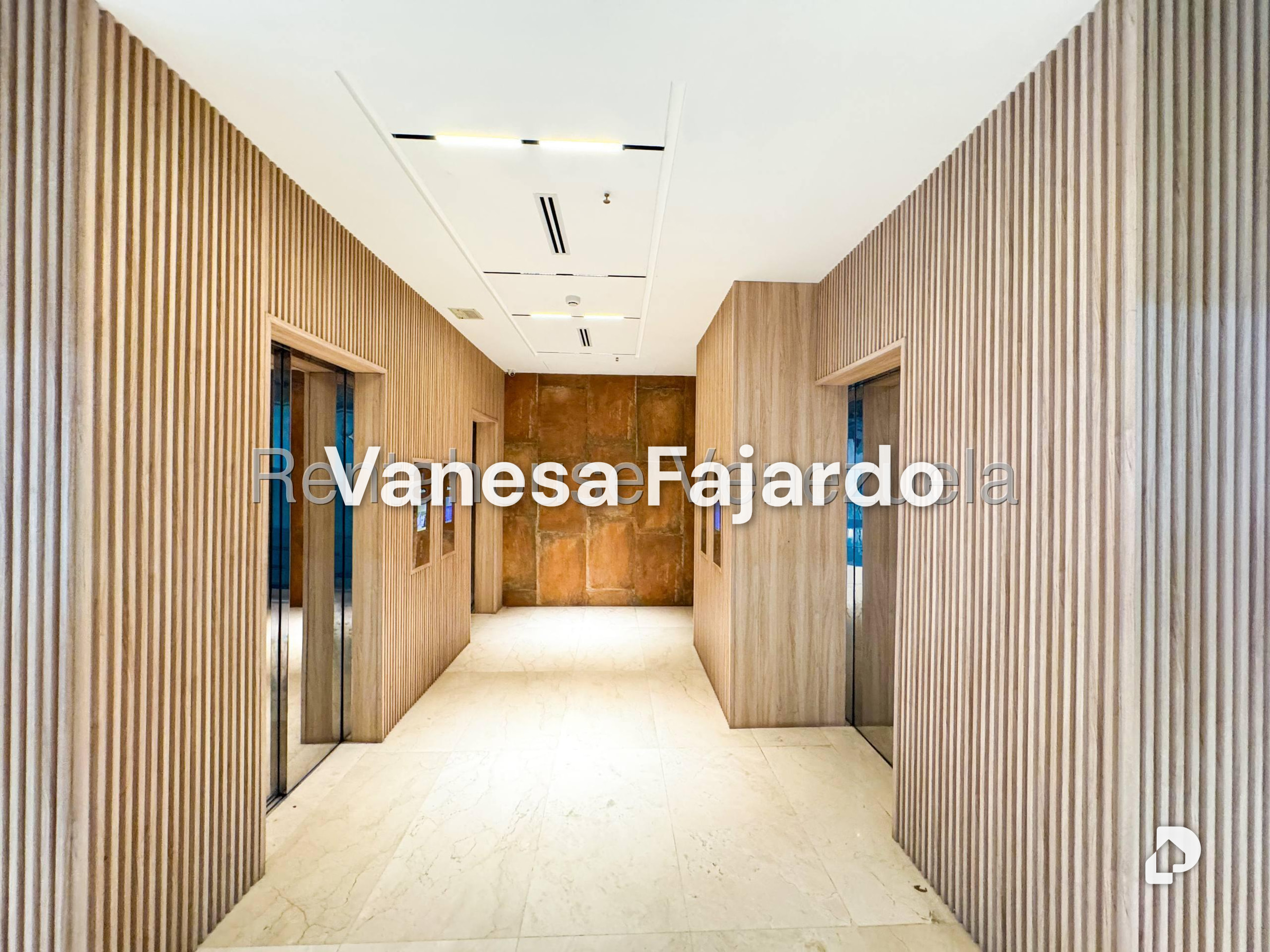 Oficina en Las Mercedes, Caracas – 5