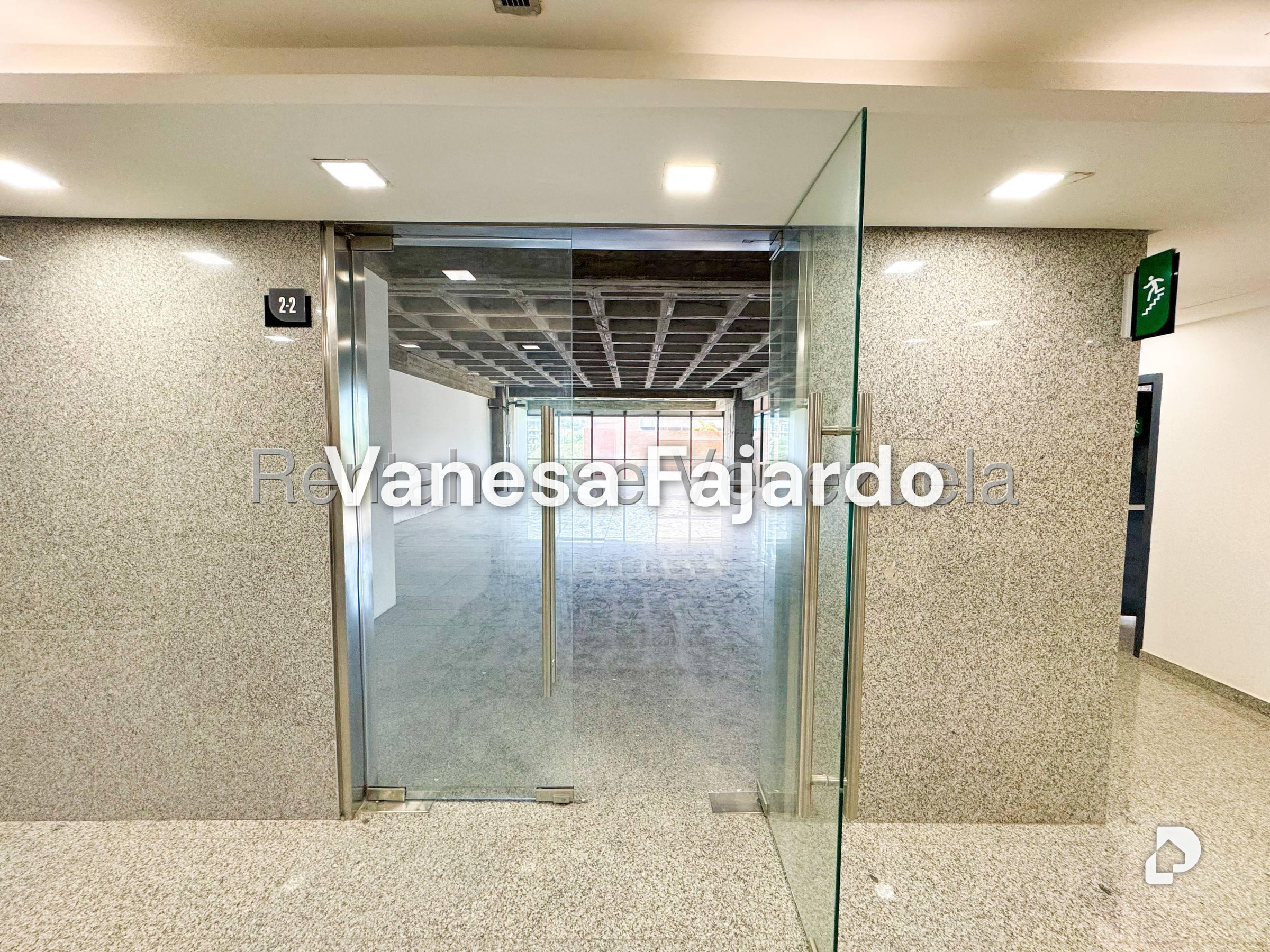 Oficina en Las Mercedes, Caracas – 7