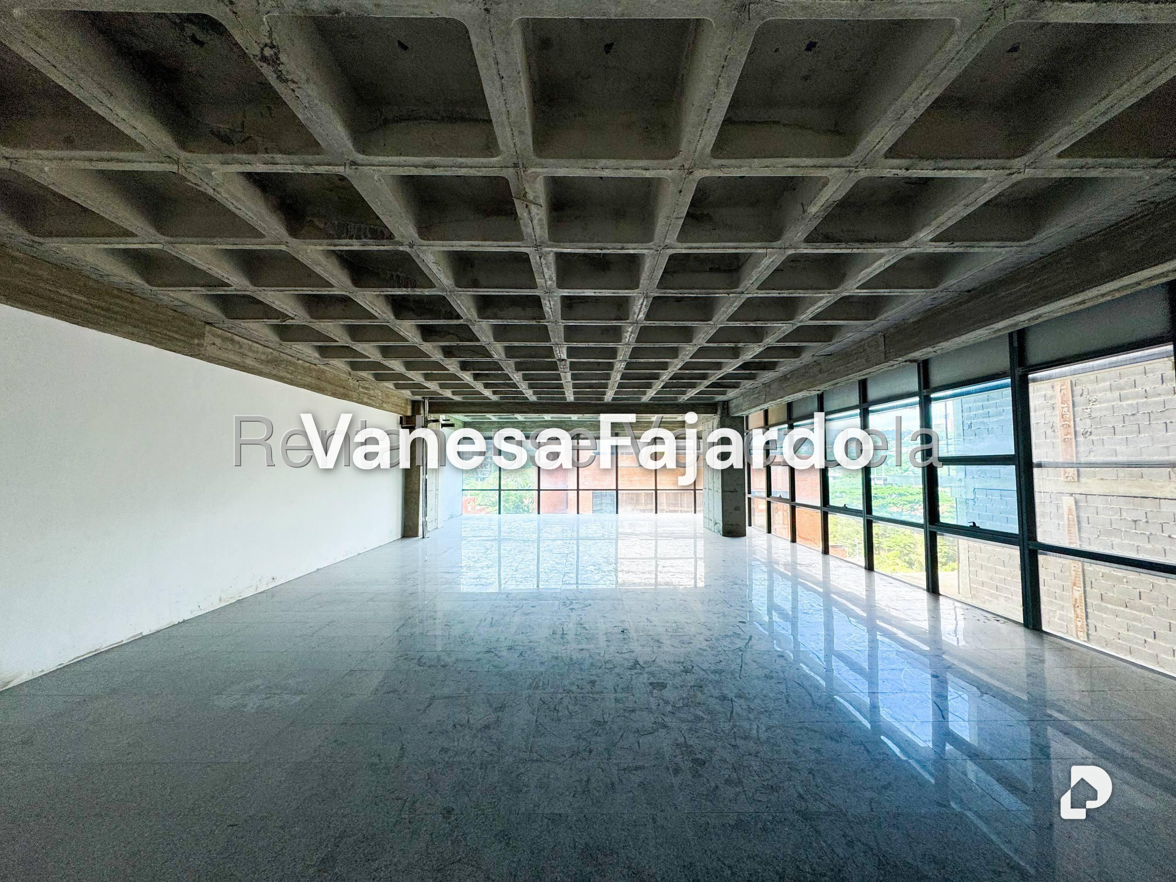 Oficina en Las Mercedes, Caracas – 12