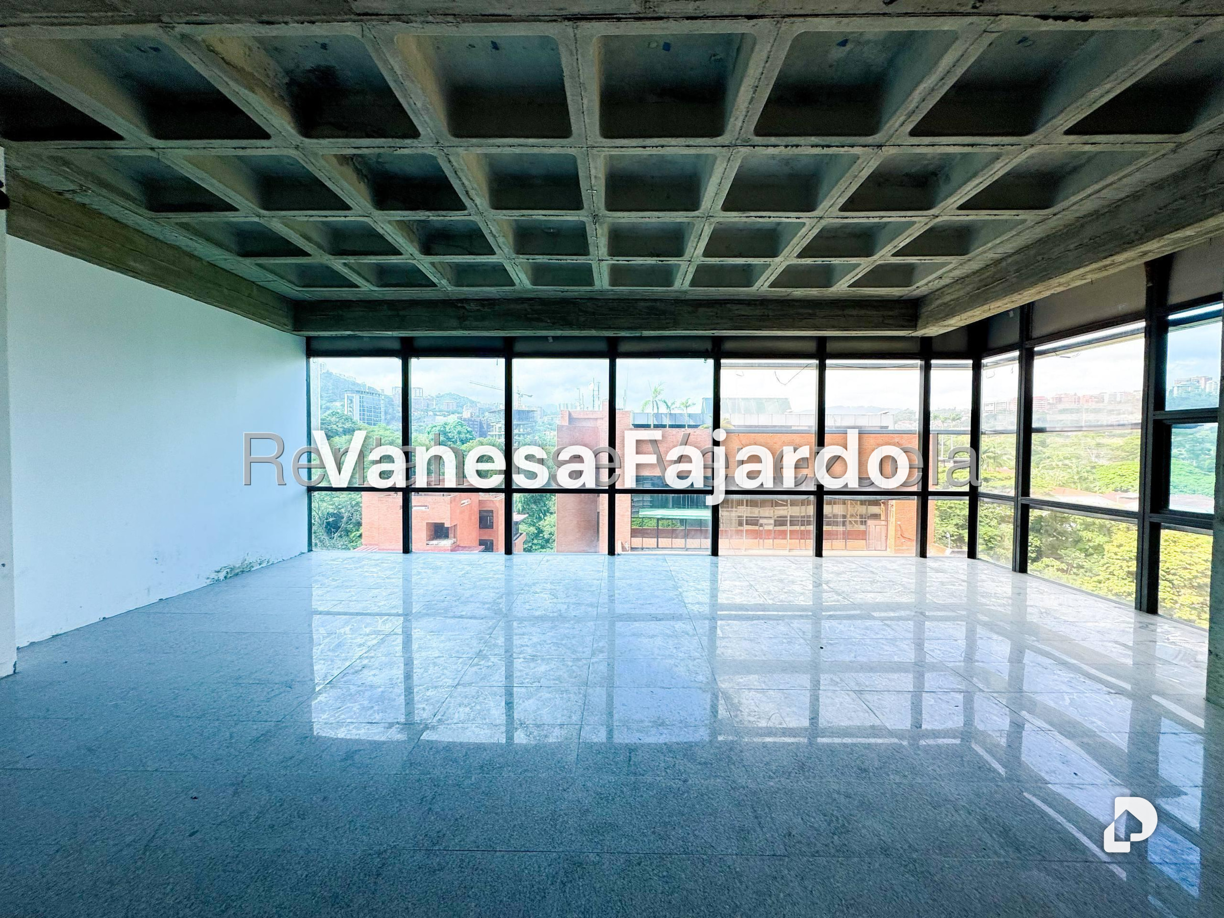 Oficina en Las Mercedes, Caracas – 15