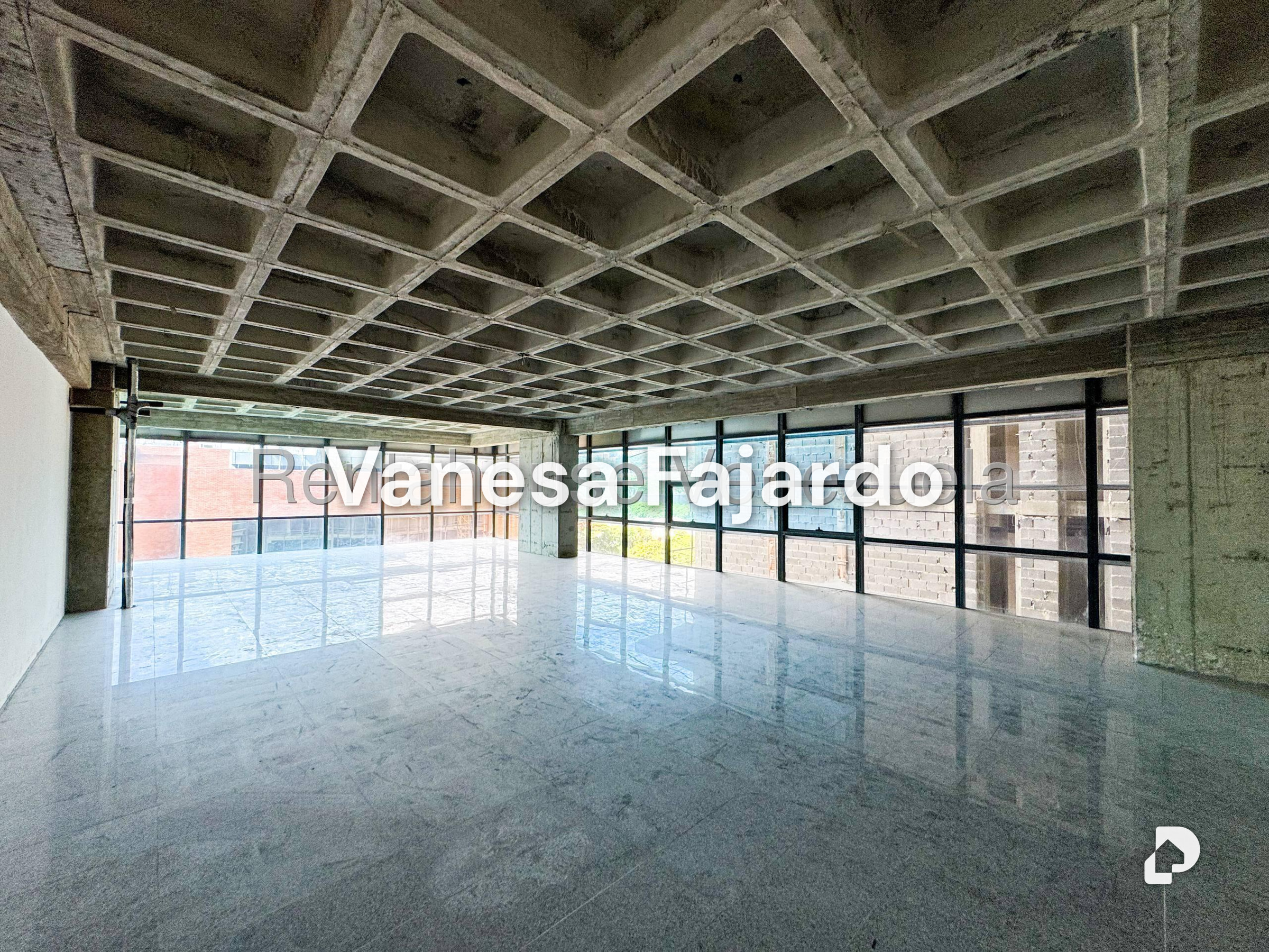 Oficina en Las Mercedes, Caracas – 9