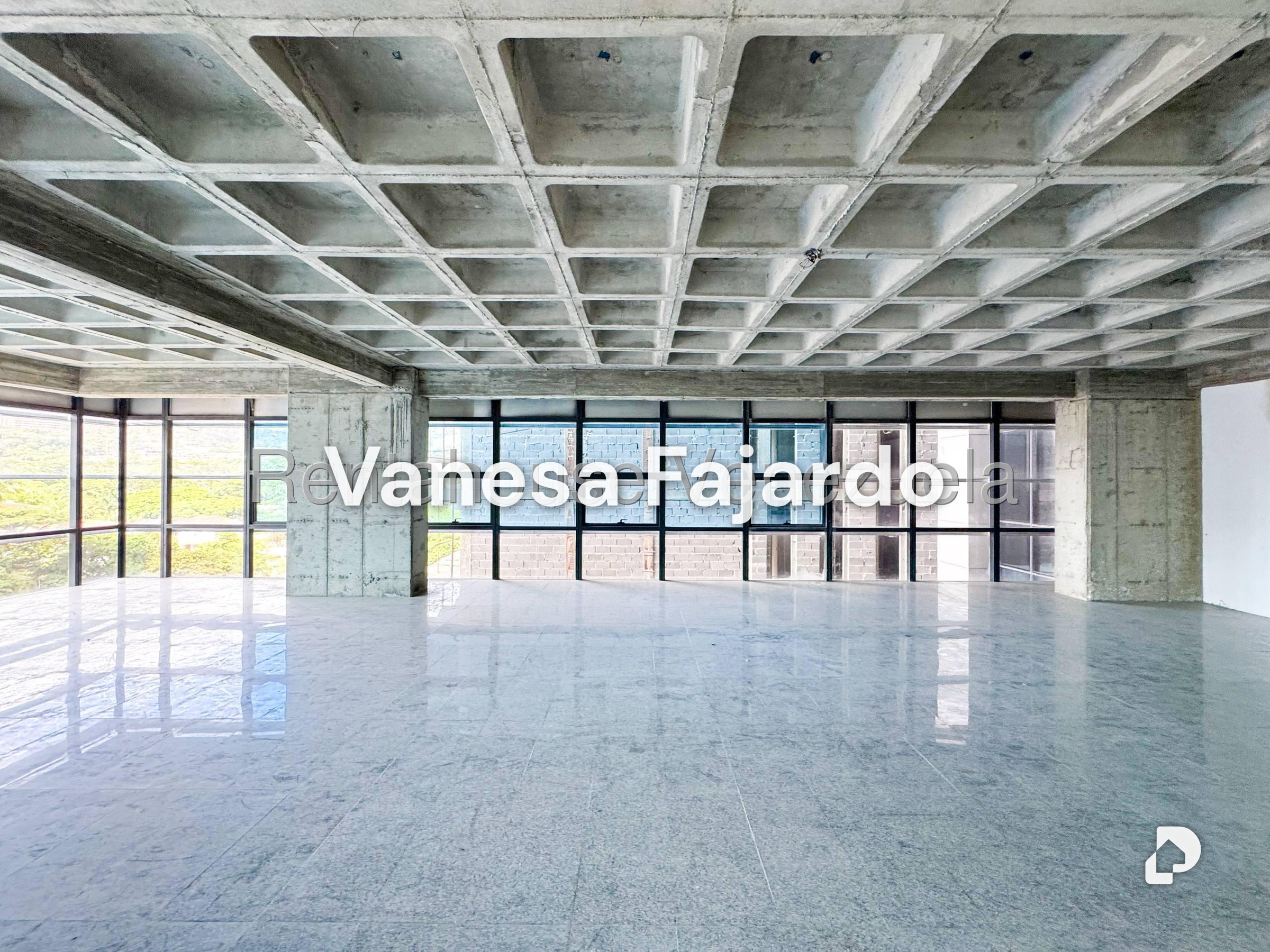 Oficina en Las Mercedes, Caracas – 16